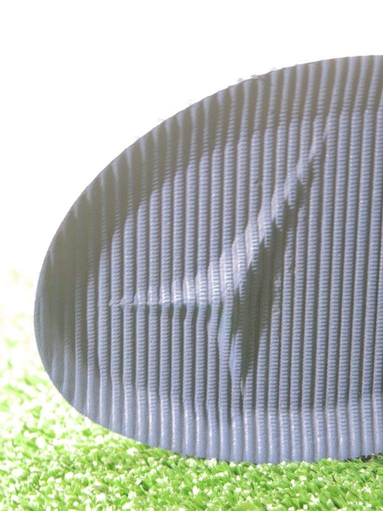 Memilih Bahan Sandal Yang Tepat