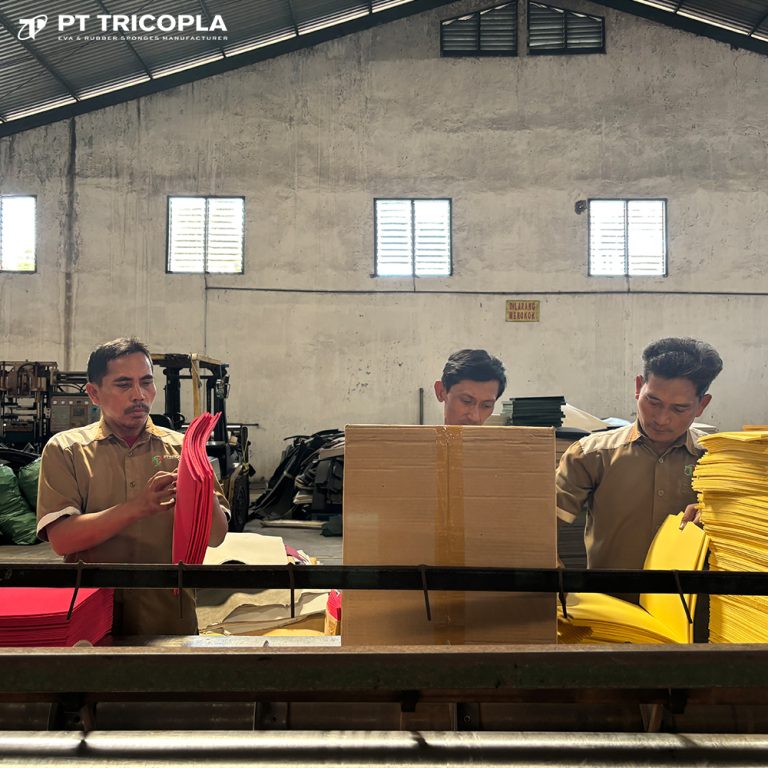 PT Tricopla Pabrik Sandal Premium Berkualitas