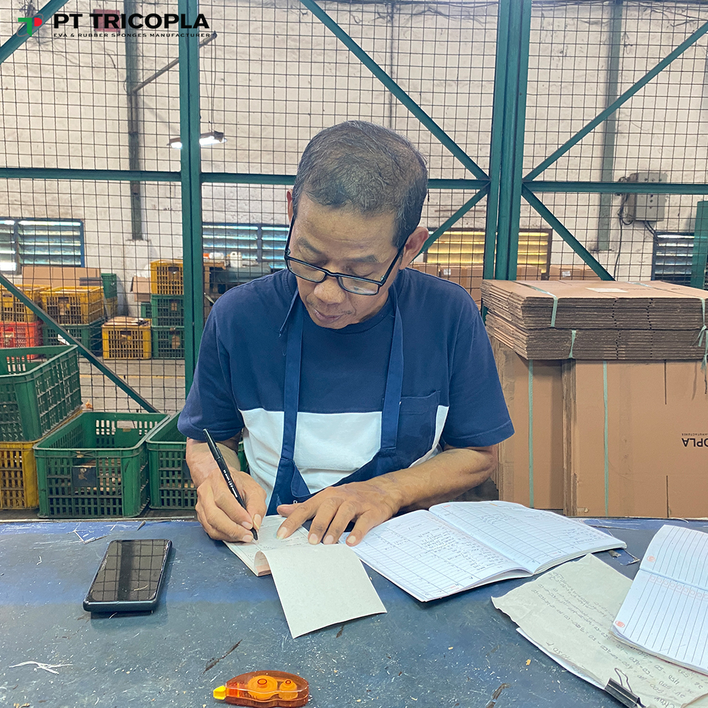 kapan waktu terbaik produksi sandal